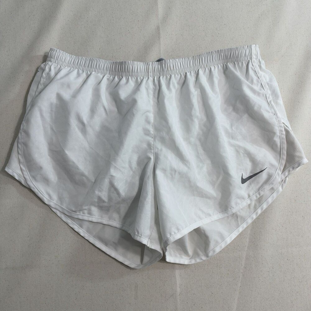 Nike Women's Tempo Modern Embossed 3" White Running Shorts (AJ4713-100) Medium